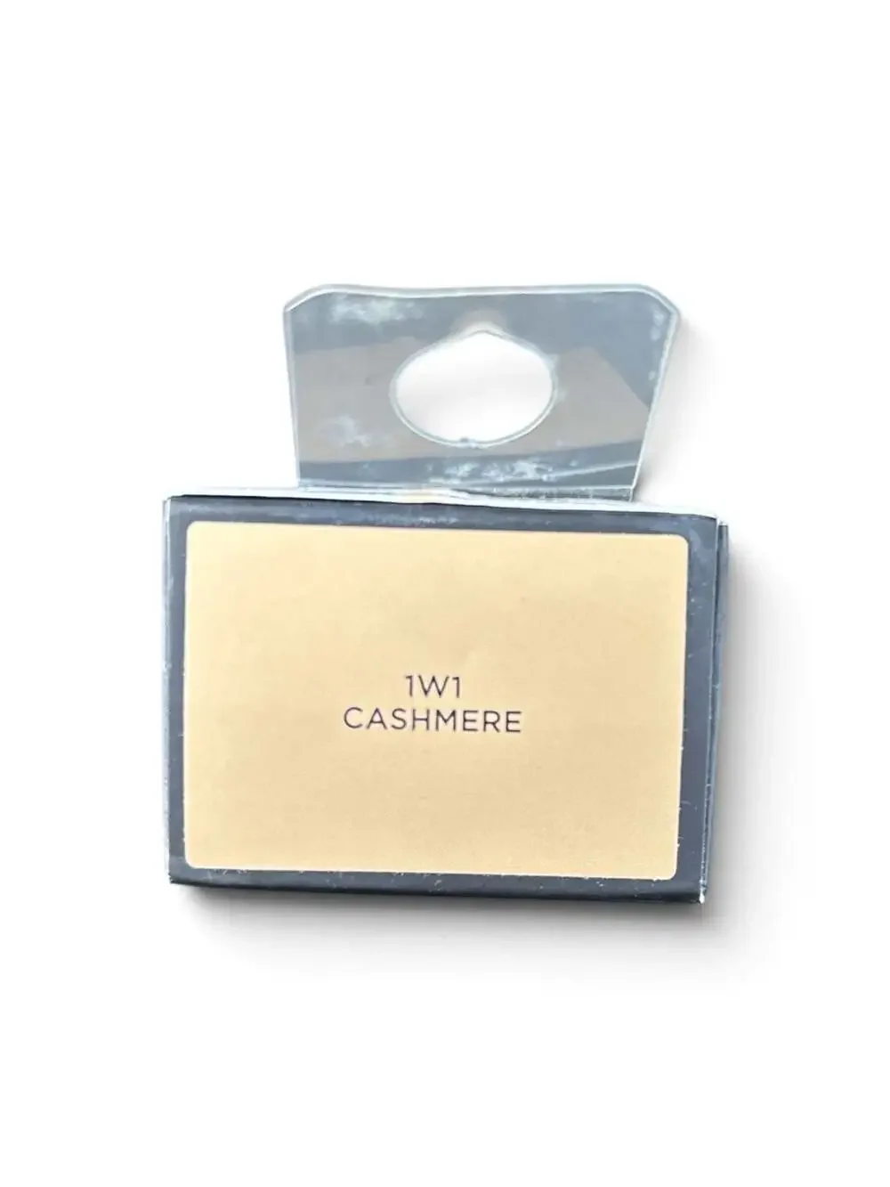 Laura Mercier Real Flawless Weightless Perfecting Foundation - 1W1 Cashmere
